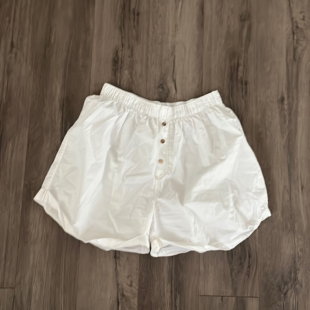 FREE PEOPLE WHITE SHORTS